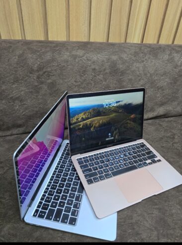 2020 MacBook Air. 8GB RAM, 256GB SSD,