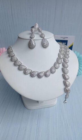 Costume set Jewelry