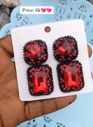 Bold crystal Earrings