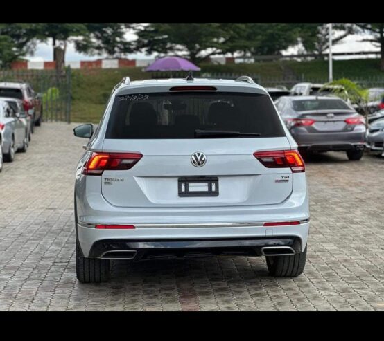 Volks Wagen Tiguan